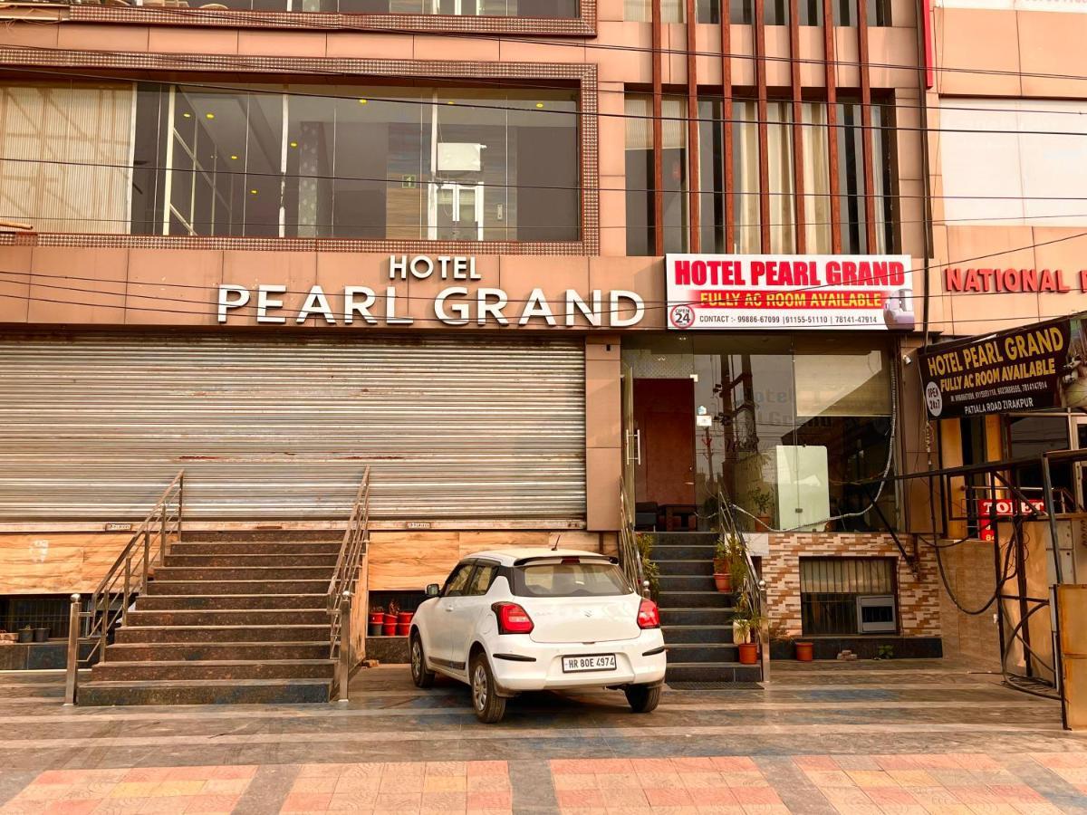Hotel Pearl Grand, Zirakpur - Top Rated & Most Awarded Property In Tricity Chandīgarh Eksteriør billede