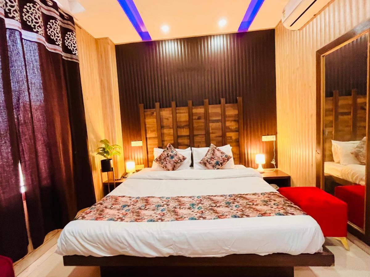 Hotel Pearl Grand, Zirakpur - Top Rated & Most Awarded Property In Tricity Chandīgarh Eksteriør billede